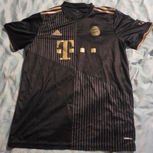 Adidas FC Bayern Munich 21/22 Black And Gold Away Jersey‎ Men's Size Large